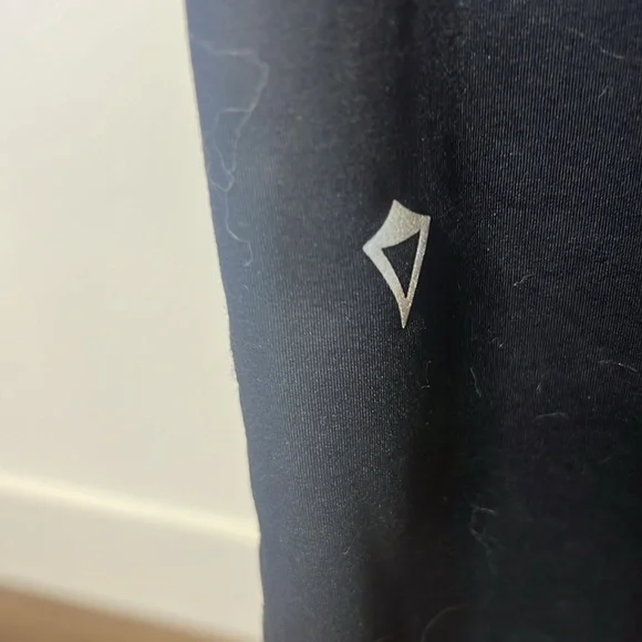 Ivivva Lululemon Sleeveless Loose Fit Unitard Jumpsuit - Picture 3 of 3